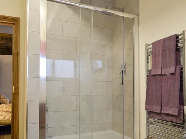 Large separate shower cubicle within the en-suite bathroom | The Corn Store - High Thorn Farm Cottages, Selside near Kendal