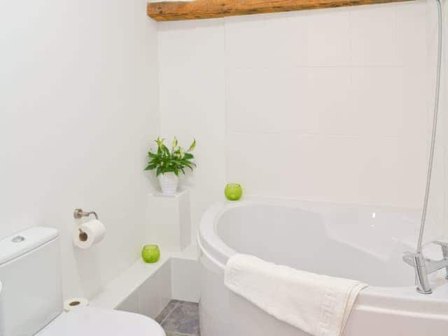 Bathroom | Burfields Barn, Botesdale, nr. Diss