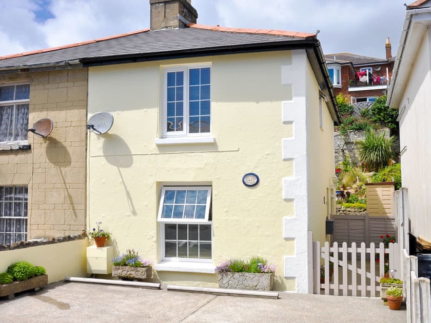 Driftwood Cottage In Ventnor Isle Of Wight Book Online Hoseasons