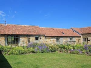 Exterior | Scalby Lodge - Mulgrave Cottage, Scalby, Scarborough