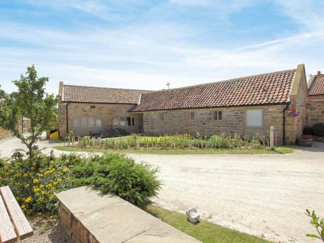 Exterior | Scalby Lodge - The Cart Shed, Scalby, Scarborough