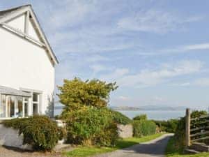 Exterior | Balcary Mews Cottage, Auchencairn