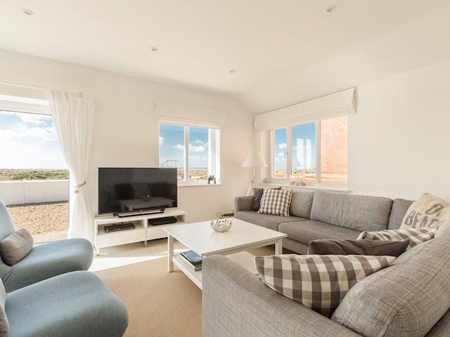 Stylish living area | Southern Bell, Hayling Island