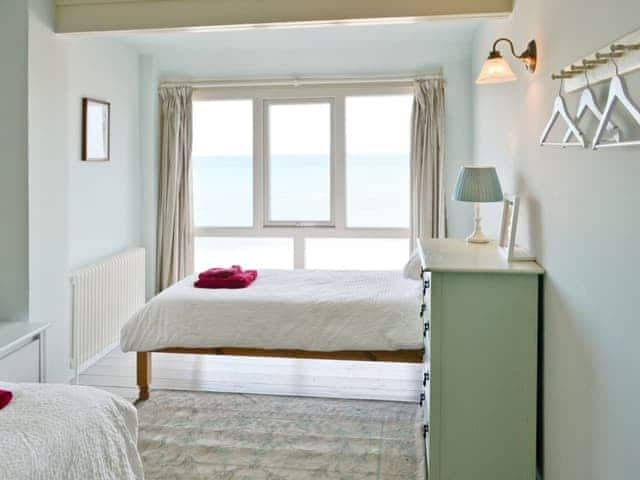 Twin bedroom | Turnstone Cottage, 