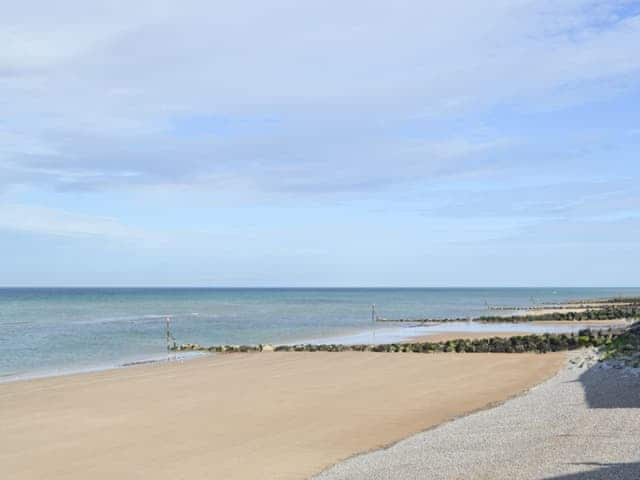 Sheringham beach | Turnstone Cottage, 