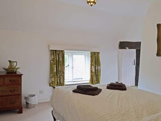 Double bedroom | Apple Tree Cottage, West Wittering