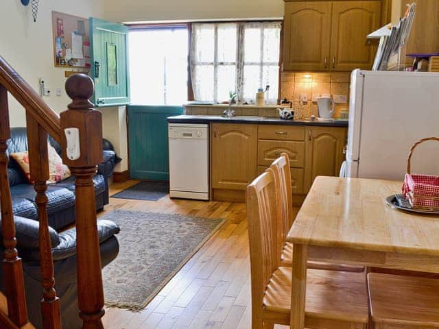 Open plan living/dining room/kitchen | Jasmine Cottage, Beddingham, nr. Lewes