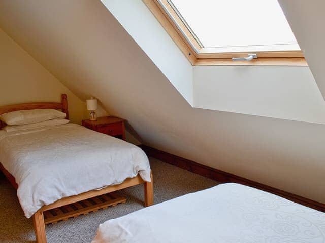 Twin bedroom | Jasmine Cottage, Beddingham, nr. Lewes