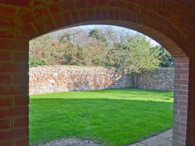 Garden | The Barn, Stanhoe, nr. King&rsquo;s Lynn