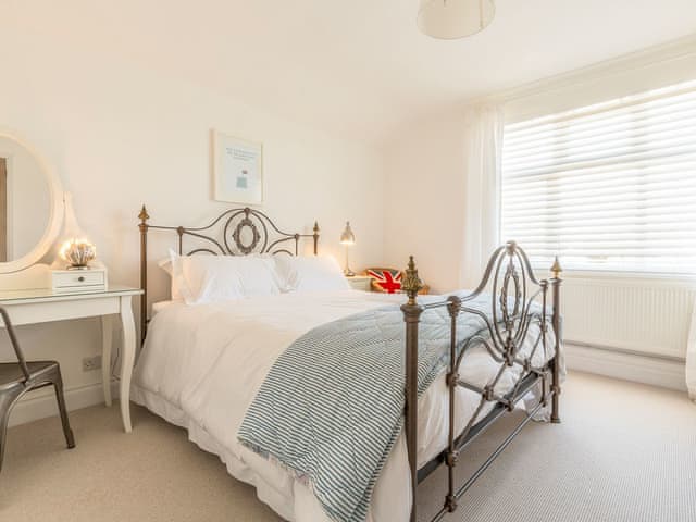 Relaxing double bedroom | Southern Bell, Hayling Island