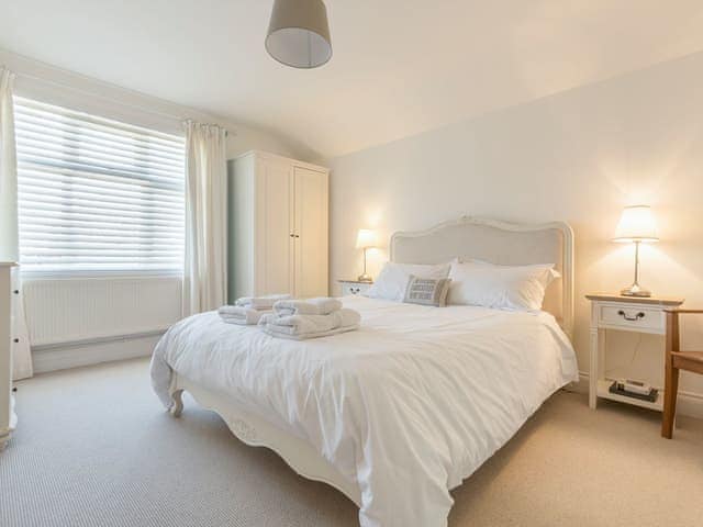 Restful double bedroom | Southern Bell, Hayling Island