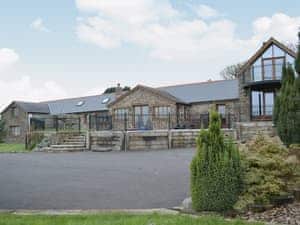 Exterior | Ty Cerrig Farmhouse, St Clears, nr. Laugharne
