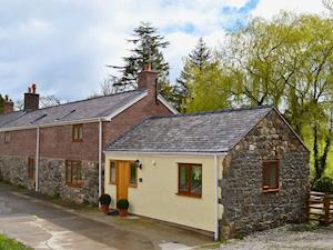 Exterior | Clawdd Offa, Penyffordd, nr. Chester