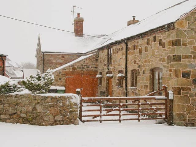 Exterior | The Stables, Maesbury Marsh, nr. Oswestry