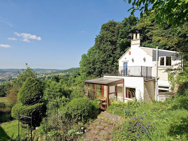 Exterior | Eastwood Lodge, Bath