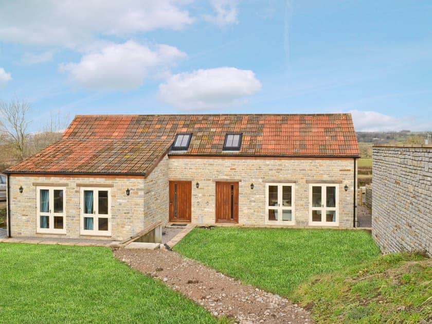 Exterior | Willow Farm Cottages - The Old Stable, West Pennard, nr. Glastonbury
