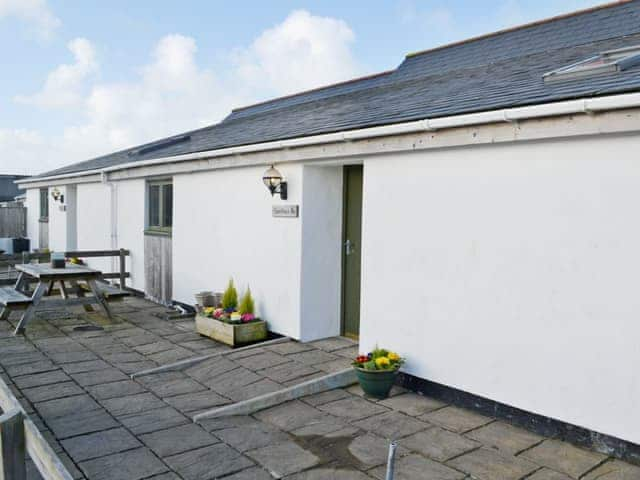 Exterior | The 19th Acre - Pentowan Farm - Swallows, Towan Cross, nr. Porthowan