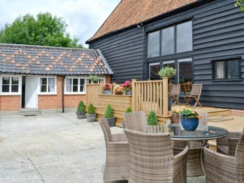 Exterior | Rose Farm Barn, Cratfield, nr. Laxfield