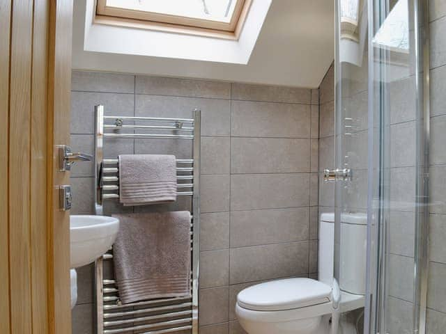 Bathroom | Magpies&rsquo; Nest, Horrabridge, nr. Yelverton