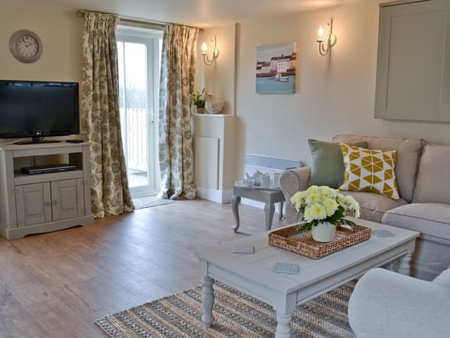 Living room | Lea Farm Cottages - The Shearing Shed, Rye Foreign, nr. Rye