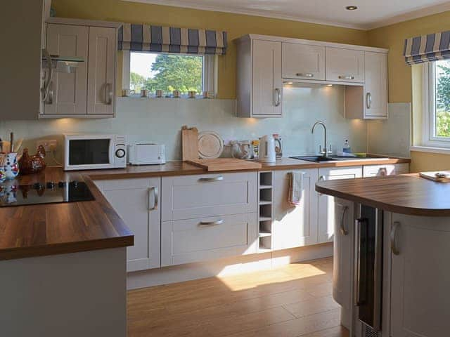 Sunny Kitchen | Skal, Beadnell