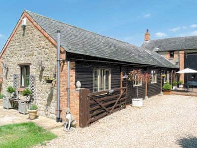 THE GRANARY BARN
