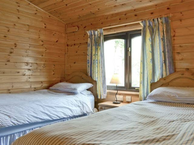 Twin bedroom | Loweswater - Burnside Park, Keswick