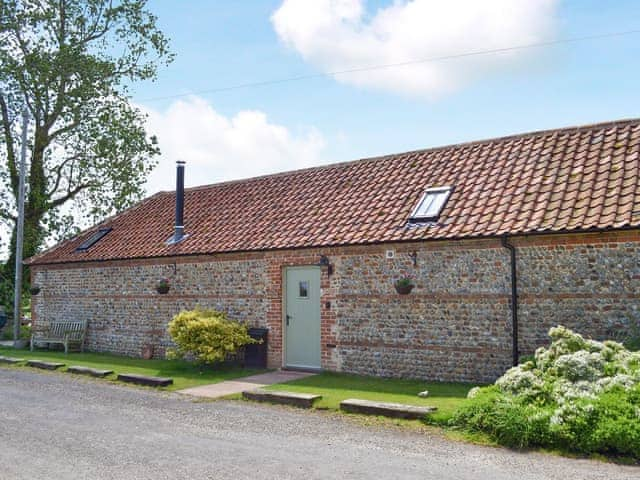 Exterior | Manor Farm Barns - Fox&rsquo;s Den, Witton, nr. North Walsham