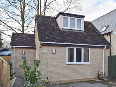 CAMELIA COTTAGE