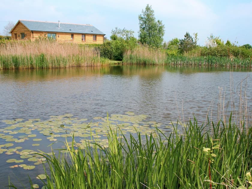 Exterior | Berry Barns - Lakeside Lodge, Shebbear, nr. Beaworthy