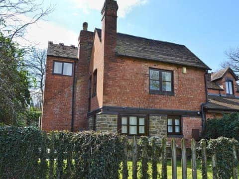 Converted stables  | Pear Tree Cottage - Goodmoor Cottages, Wyre Forest, near Bewdley