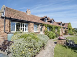 Lavender Cottage, Barmoor Farm Cottages, Scalby, nr. Scarborough