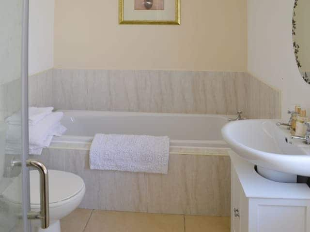 En-suite | Rosie&rsquo;s Retreat, Whitby