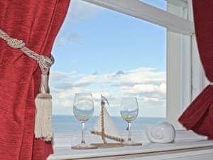 View | Dawn&rsquo;s Gem, Whitby