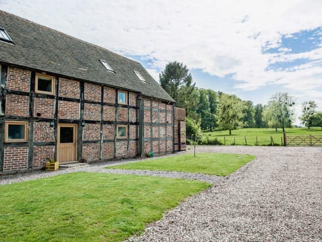 Exterior | The West Barn, Hanley Castle