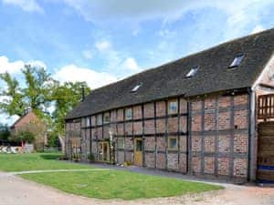 Exterior | The West Barn, Hanley Castle