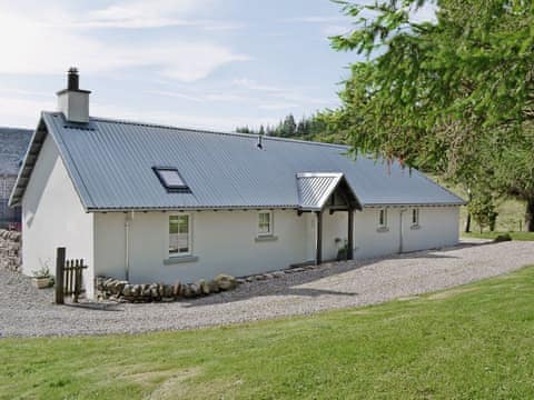 Exterior | Geordie&rsquo;s Byre, near Comrie and Crieff
