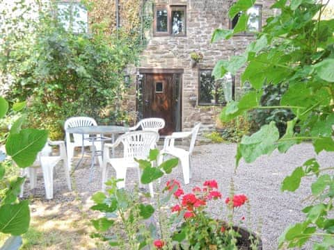 Exterior | Foxcote and Glen Cottages at Newcourt Farm- Glen Cottage at Newcourt Farm, Marstow, nr. Ross-on-Wye