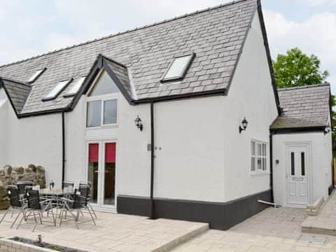 Exterior | Snowdon, Caeathro, Caernarfon