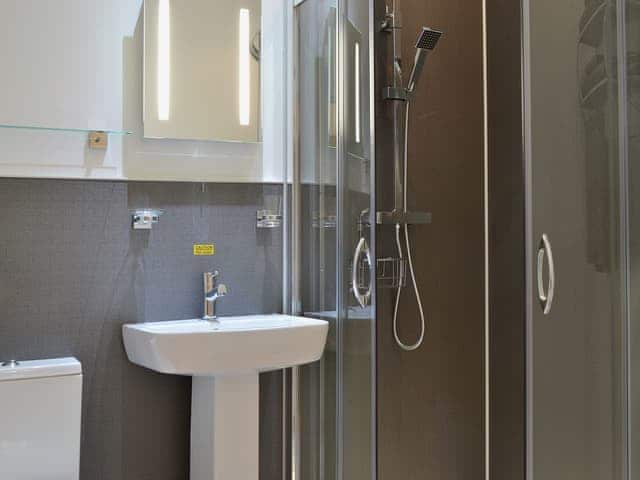 En-suite | No. 30, Keswick