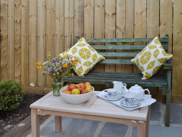 Sitting-out-area | The Shearing Shed, Rye Foreign, near Rye