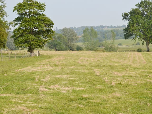 View | Lea Farm Cottages - The Shearing Shed, Rye Foreign, nr. Rye