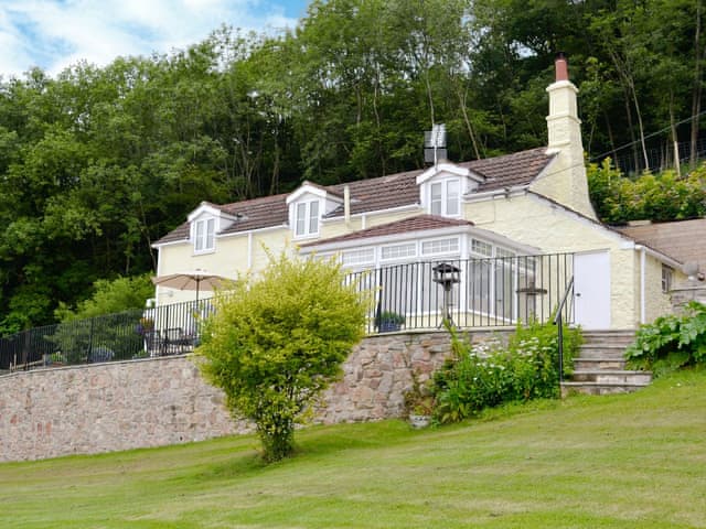 Detached holiday cottage in a beautiful location | Thornhill, Little Doward, near Whitchurch