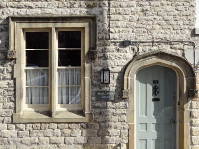 Exterior | Hallgarth House, Pickering