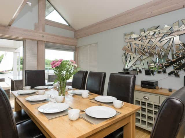 Ample dining space | Silver Dawn, Horning, near Wroxham