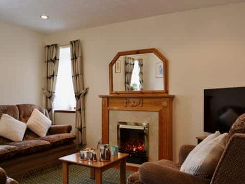 Living room/dining room | Ross Cottage, Cairneyhill near Dunfermline