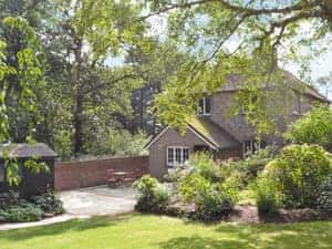 Exterior | Tanhurst Cottage, Leith Hill, nr. Dorking