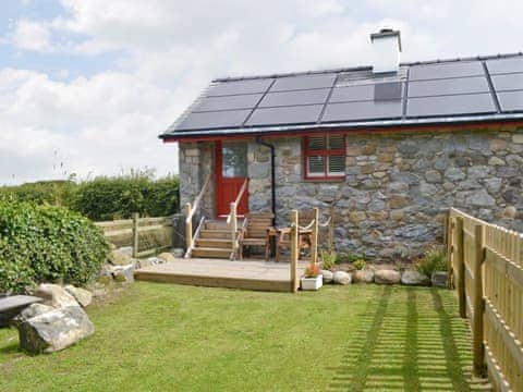 Comfortable barn conversion with stunning views of the Welsh countryside | Ty&middot; Sam - Ty Coch Chatham, Llandwrog, near Caernarfon