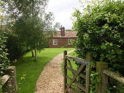 Exterior | Wensum View Cottage, Great Ryburgh, nr. Fakenham