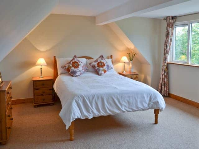 Double bedroom | Kiln Cottage, Rye